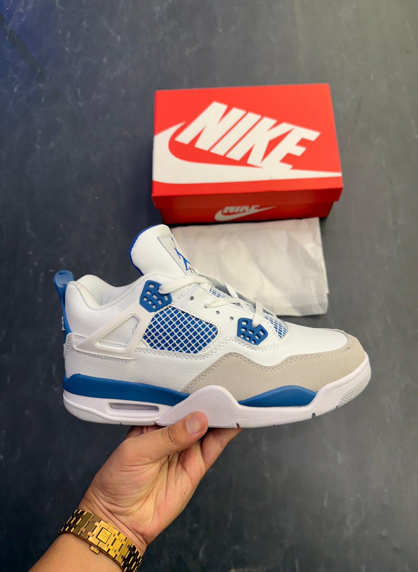 AIR JORDANS RETRO 4 MILITARY BLUE