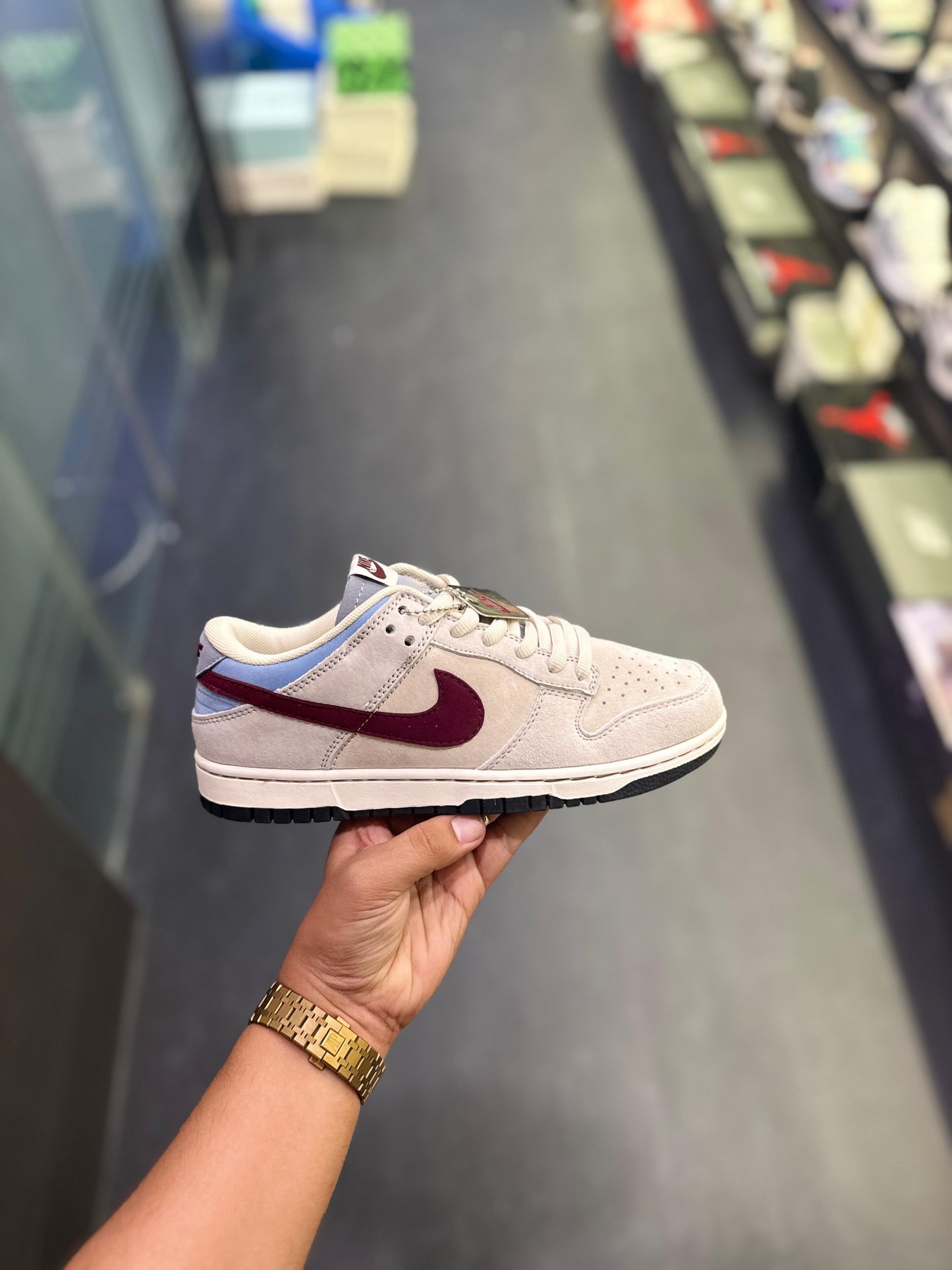 NIKE SB DUNK OTOMO GREY RED