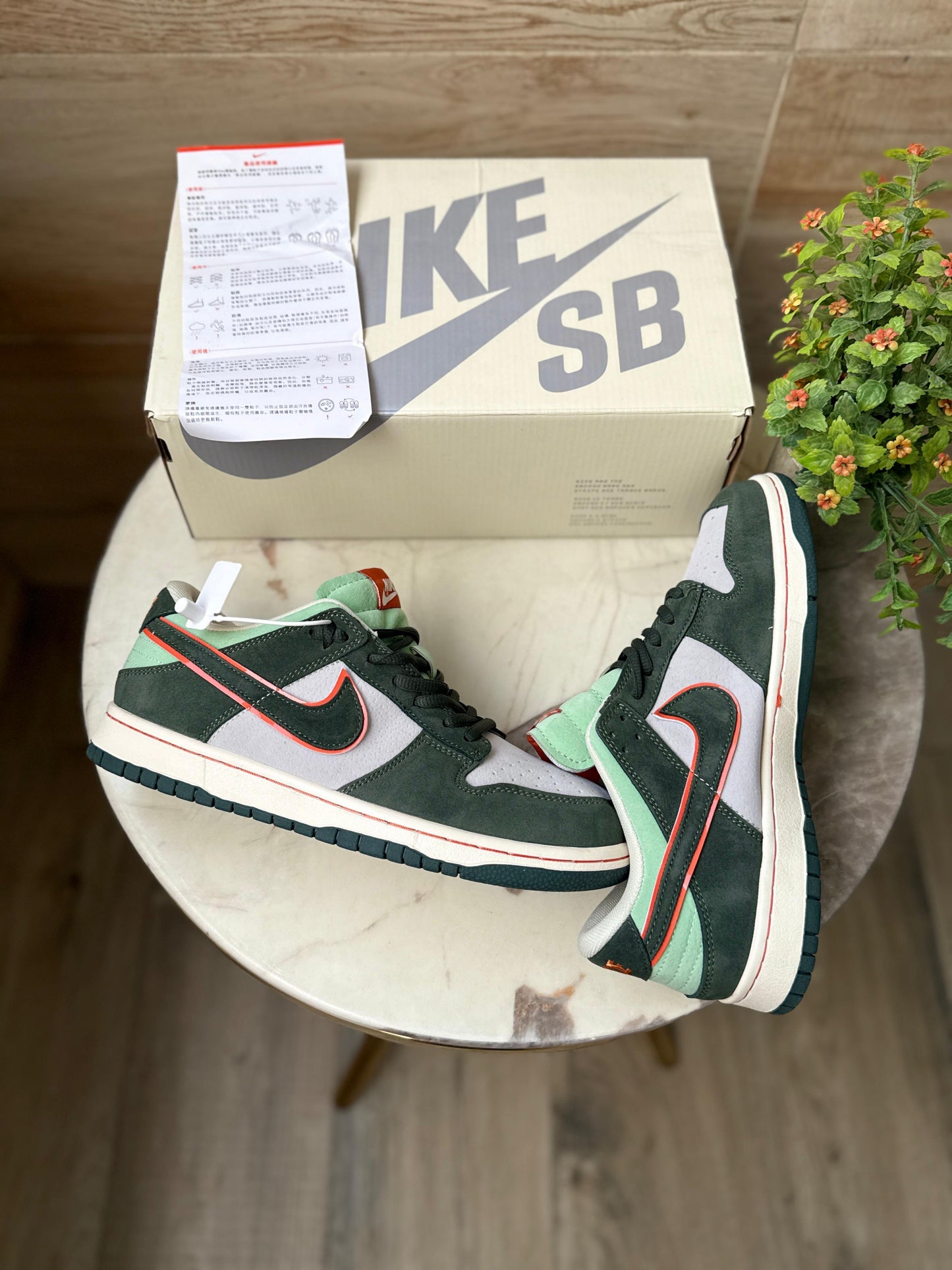 Nike Sb Dunk Low x Otomo Katsuhiro green