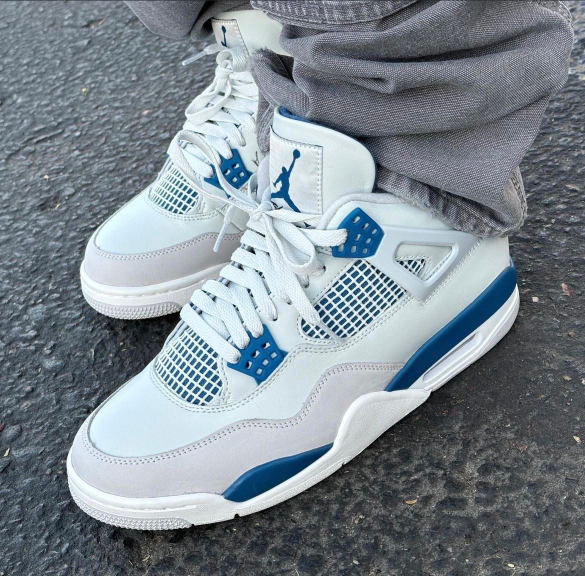 AIR JORDANS RETRO 4 MILITARY BLUE